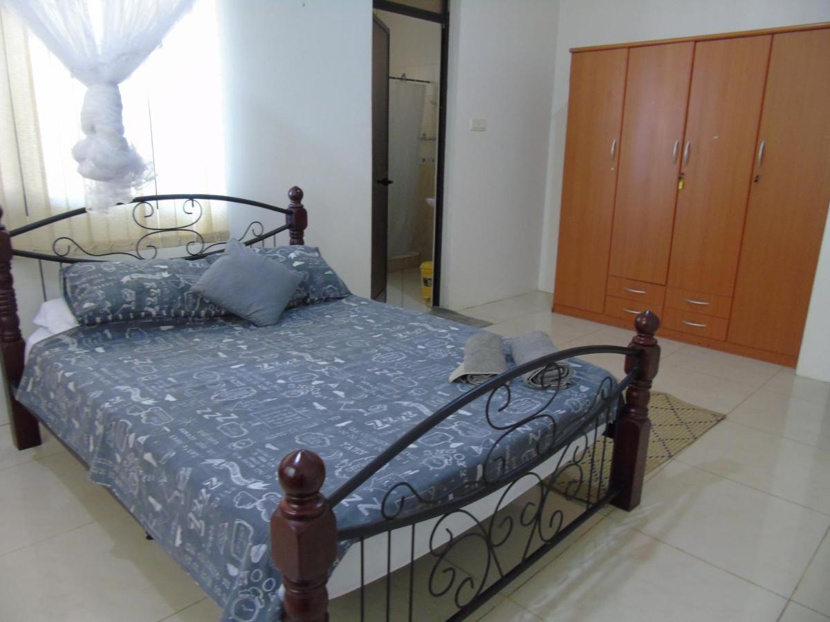 Idc Guest House Bagamoyo Exteriör bild
