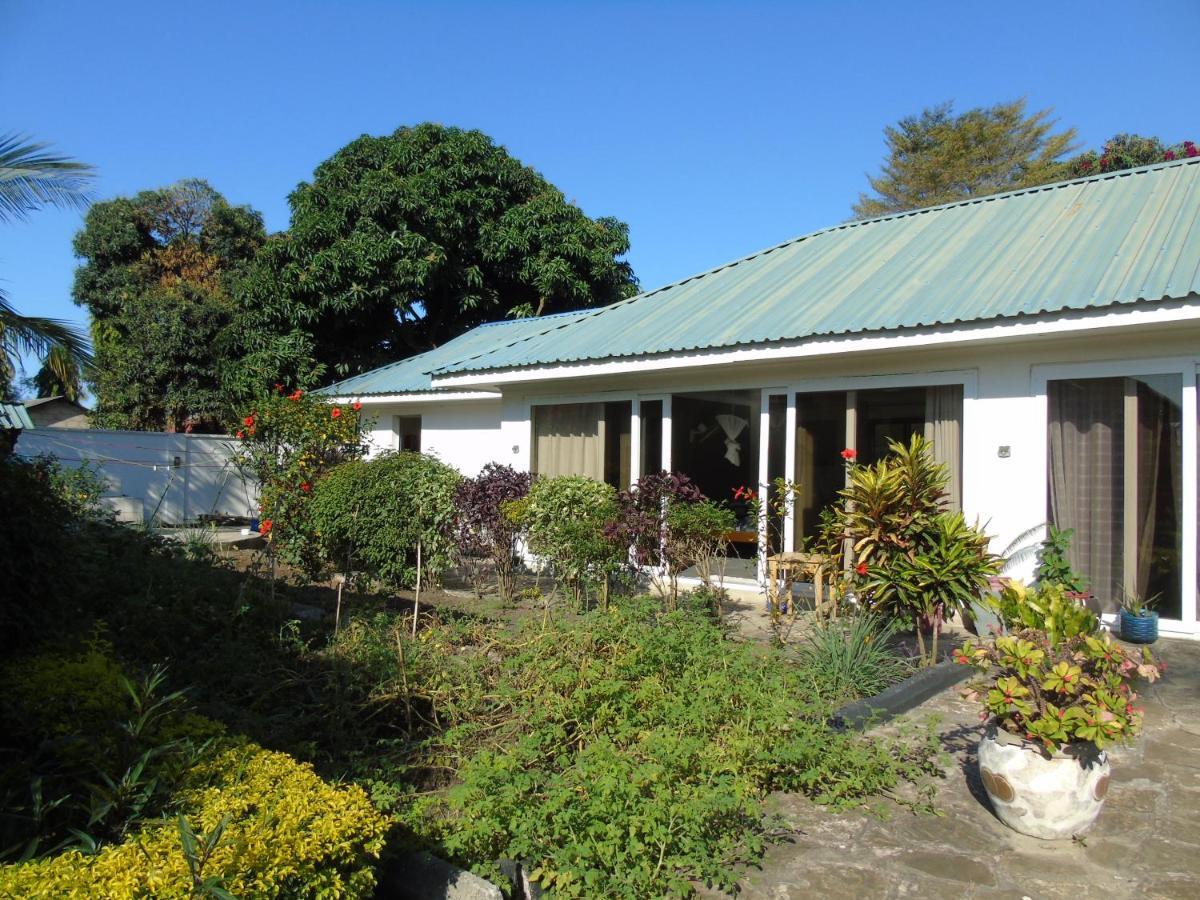 Idc Guest House Bagamoyo Exteriör bild