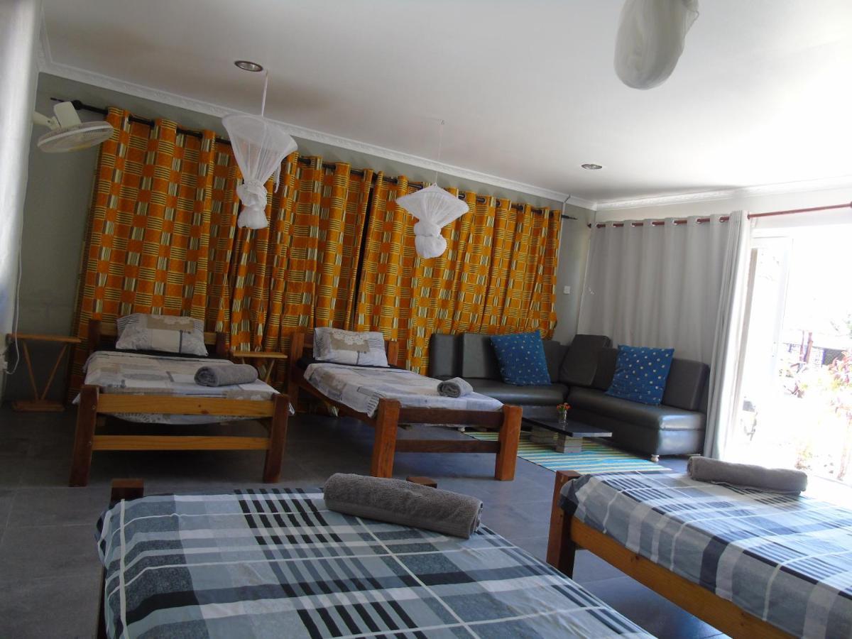Idc Guest House Bagamoyo Exteriör bild